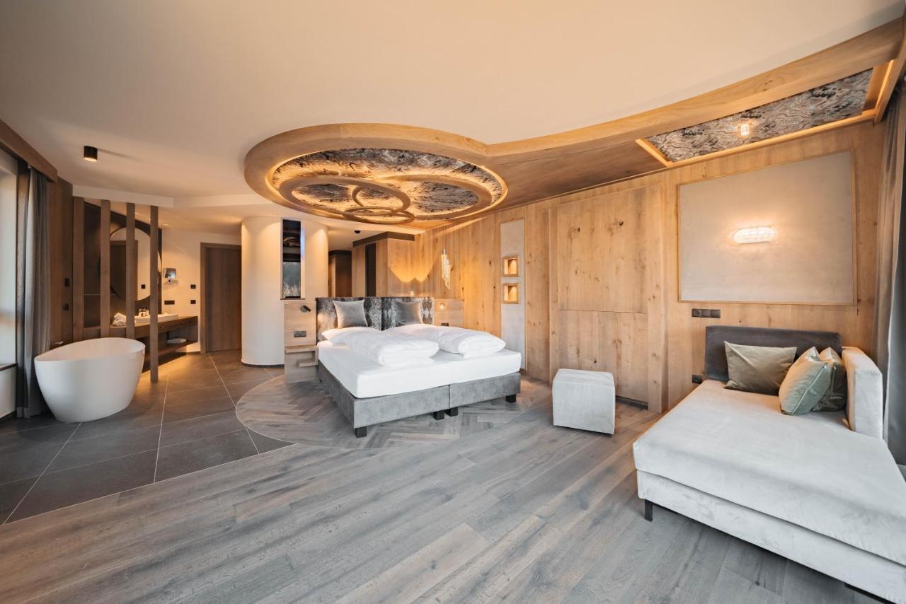 Leitgam Luxury Hotel For Two Chienes Buitenkant foto