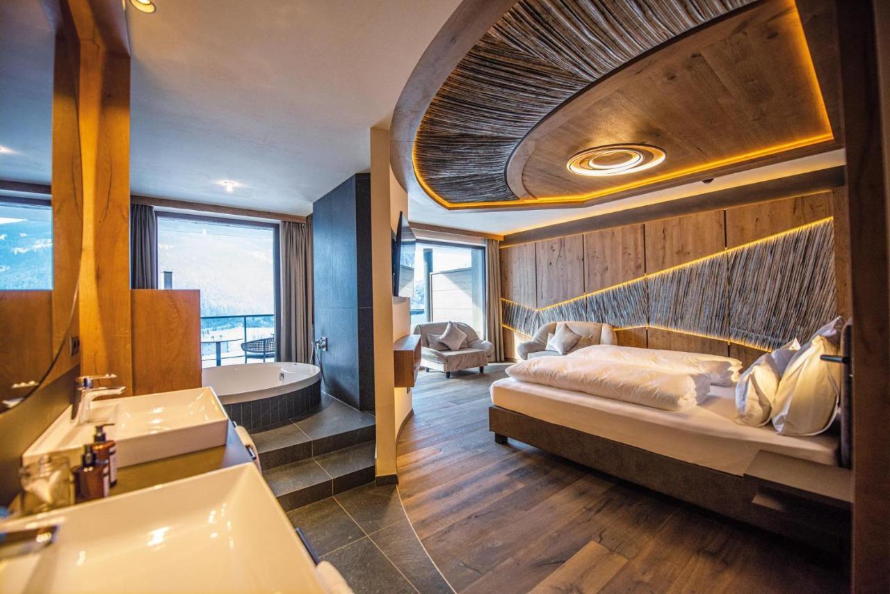 Leitgam Luxury Hotel For Two Chienes Buitenkant foto